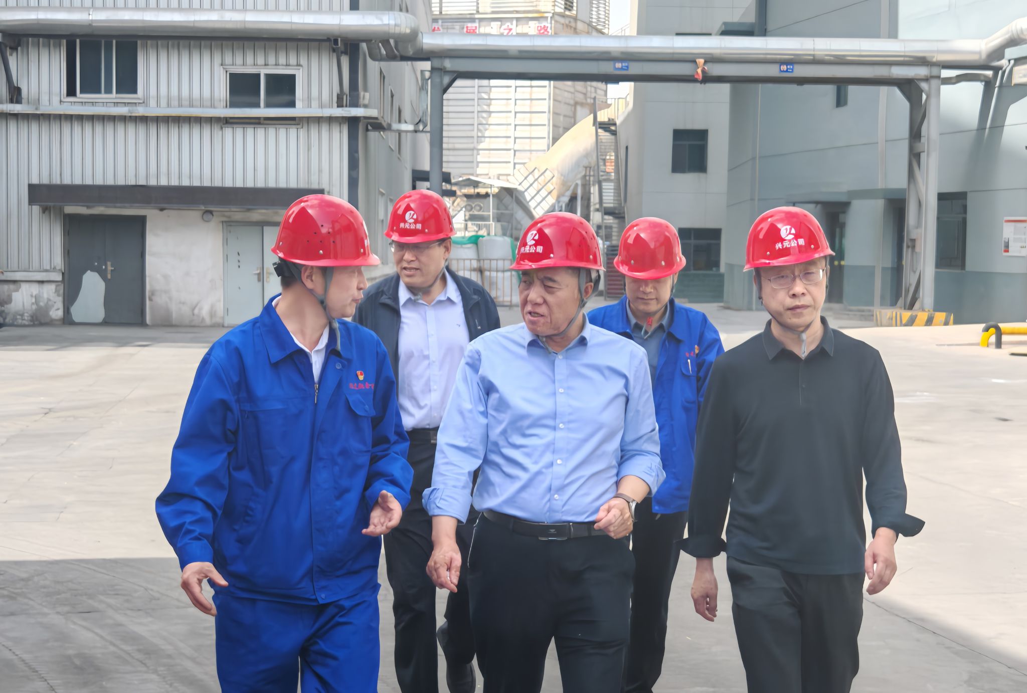 袁崇亮到基层单位调研